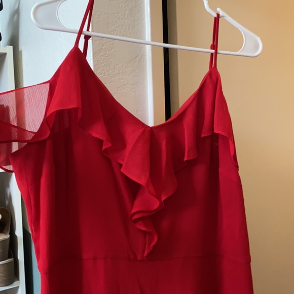 Red dress - Picture 3 of 4